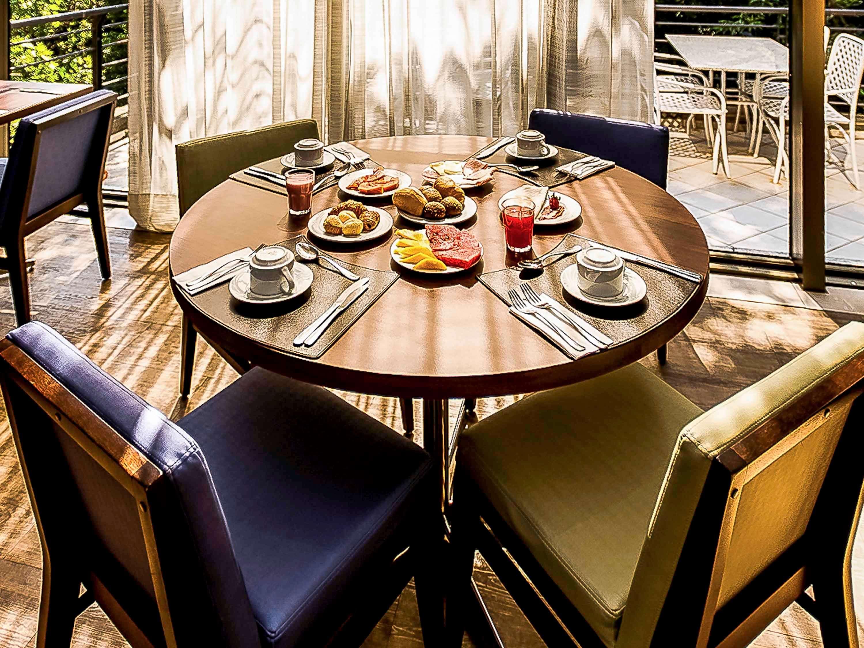 Novotel Porto Alegre Tres Figueiras Exteriör bild
